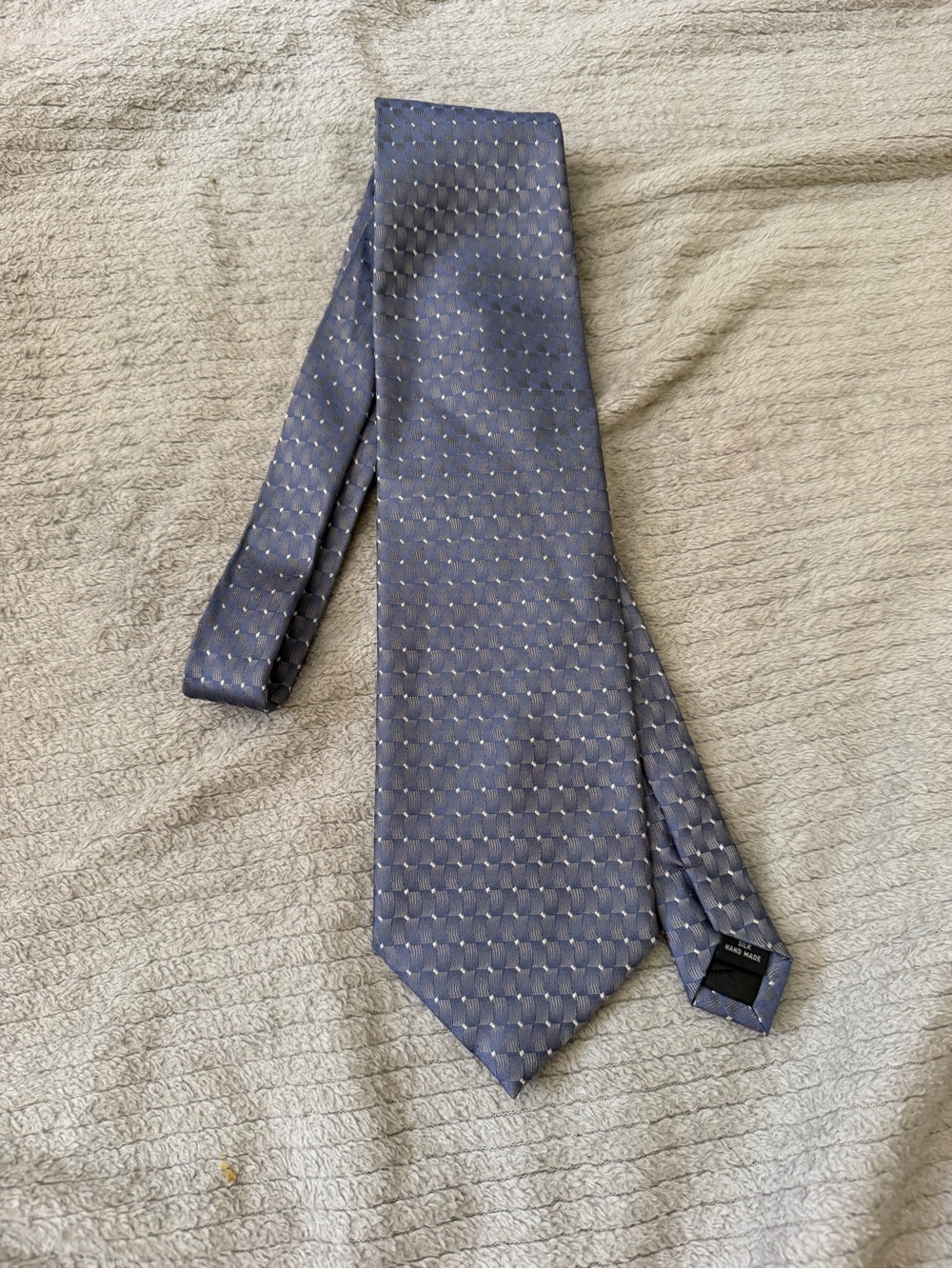 Men's Blue Geometric Silk Tie - Sophisticated Everyday Style